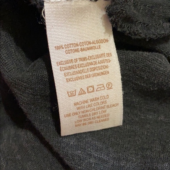 We the free Henley 3/4 sleeve top size small - Picture 5 of 5